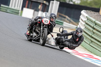 Vintage-motorcycle-club;eventdigitalimages;mallory-park;mallory-park-trackday-photographs;no-limits-trackdays;peter-wileman-photography;trackday-digital-images;trackday-photos;vmcc-festival-1000-bikes-photographs